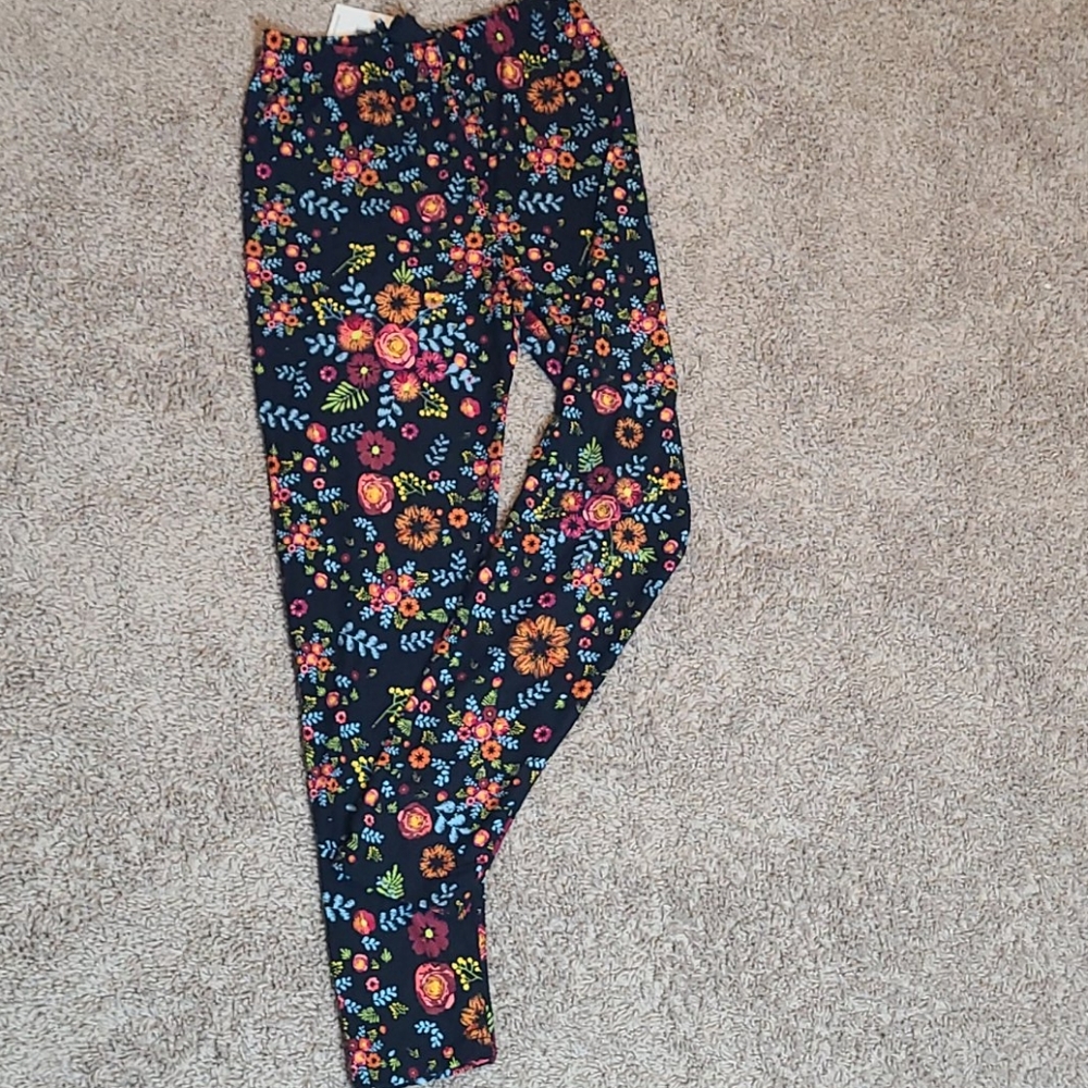 Agnes&Dora women's black floral leggings